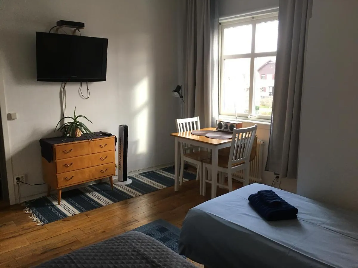 Bed & Breakfast Bla Huset B&B I Goteborg
